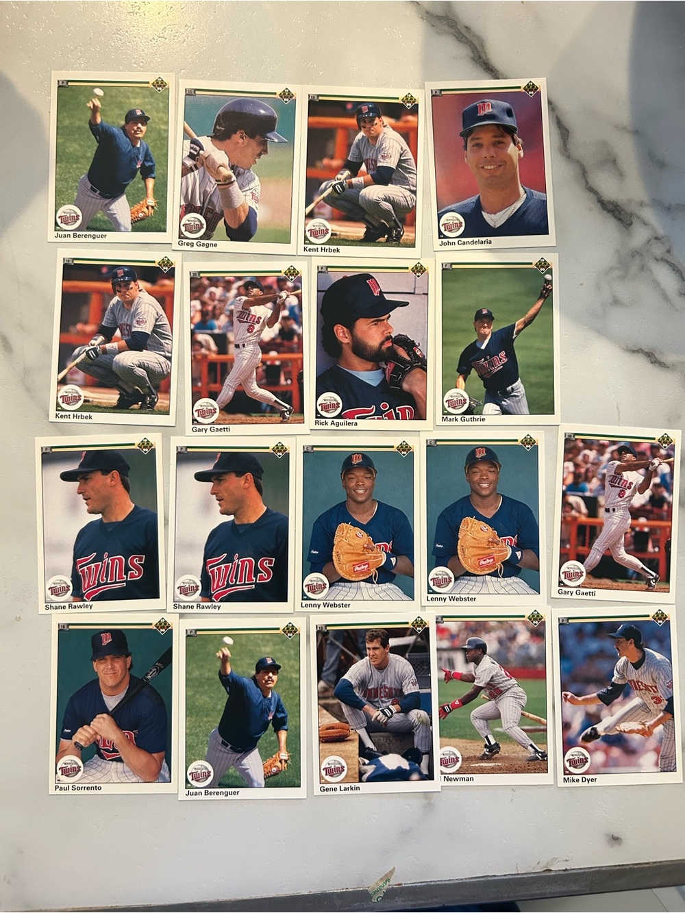 1990 Upper deck Minnesota Twins Baseball Card Lot - Lot of 18.
